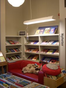 アスプルンド設計の図書館子どもスペース